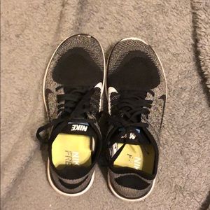 Nike 4.0 flyknit shoes